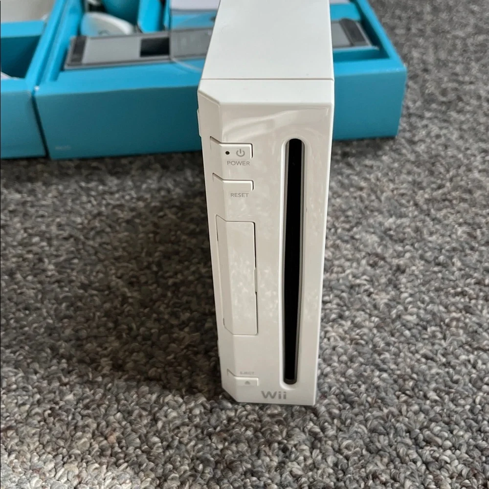 Wii Console original bundle